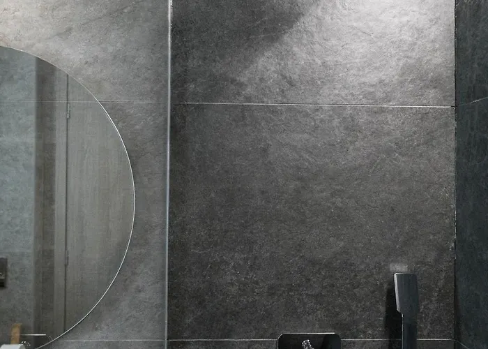 Aegeans Eye Azolimnos