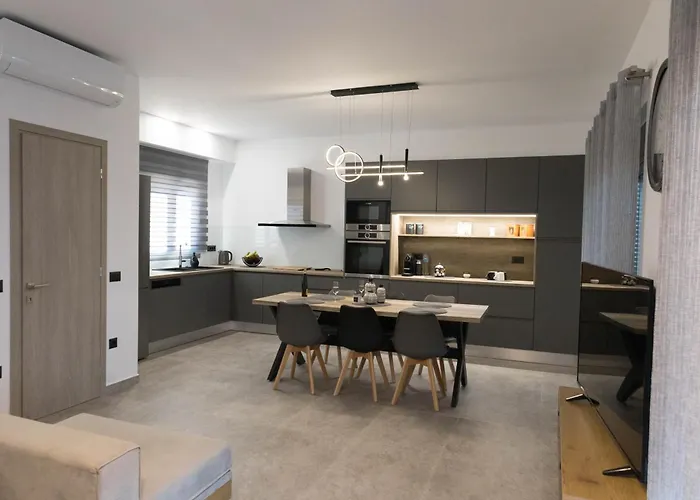 Aegeans Eye * Azolimnos