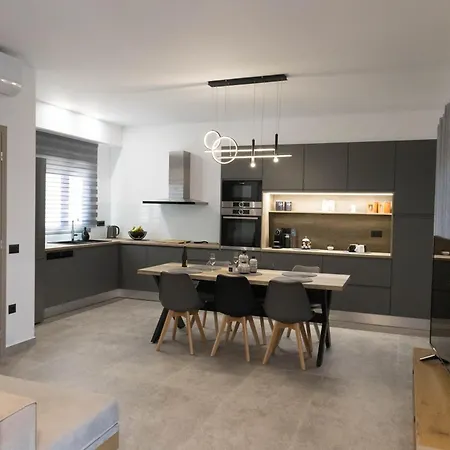 Aegeans Eye * Azolimnos